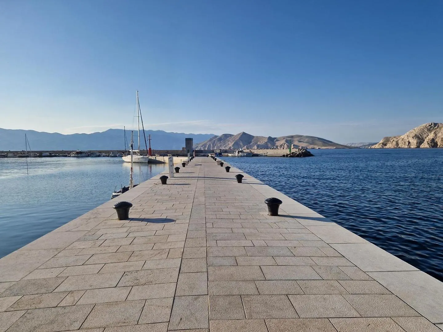 Apartment Krleza Baska  0*, Baska (Krk) Croatia